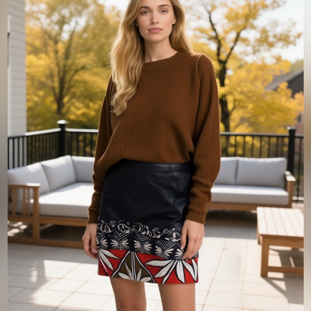 Tory Burch leather miniskirt leather skirt embroidered 8